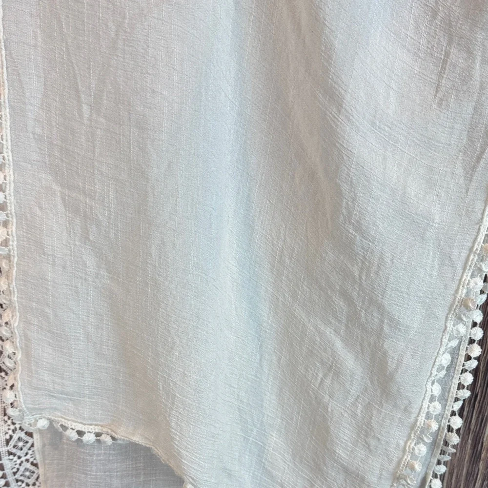 Steve Madden Cream Lace Kimono - Picture 7 of 15